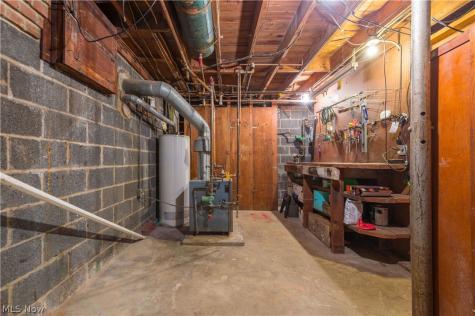 25807 Westwood Road Westlake OH 44145