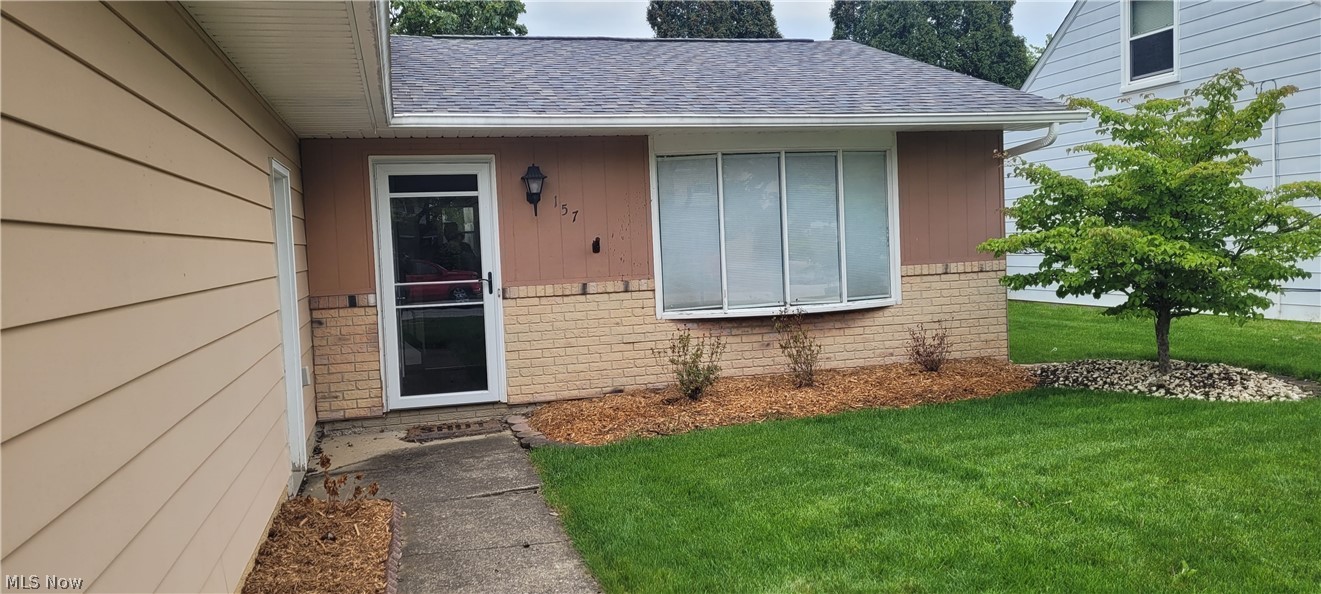 157 Hemlock Drive Elyria OH 44035