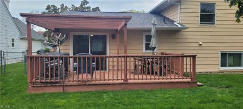 157 Hemlock Drive Elyria OH 44035