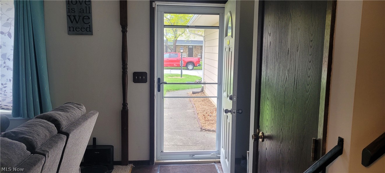 157 Hemlock Drive Elyria OH 44035