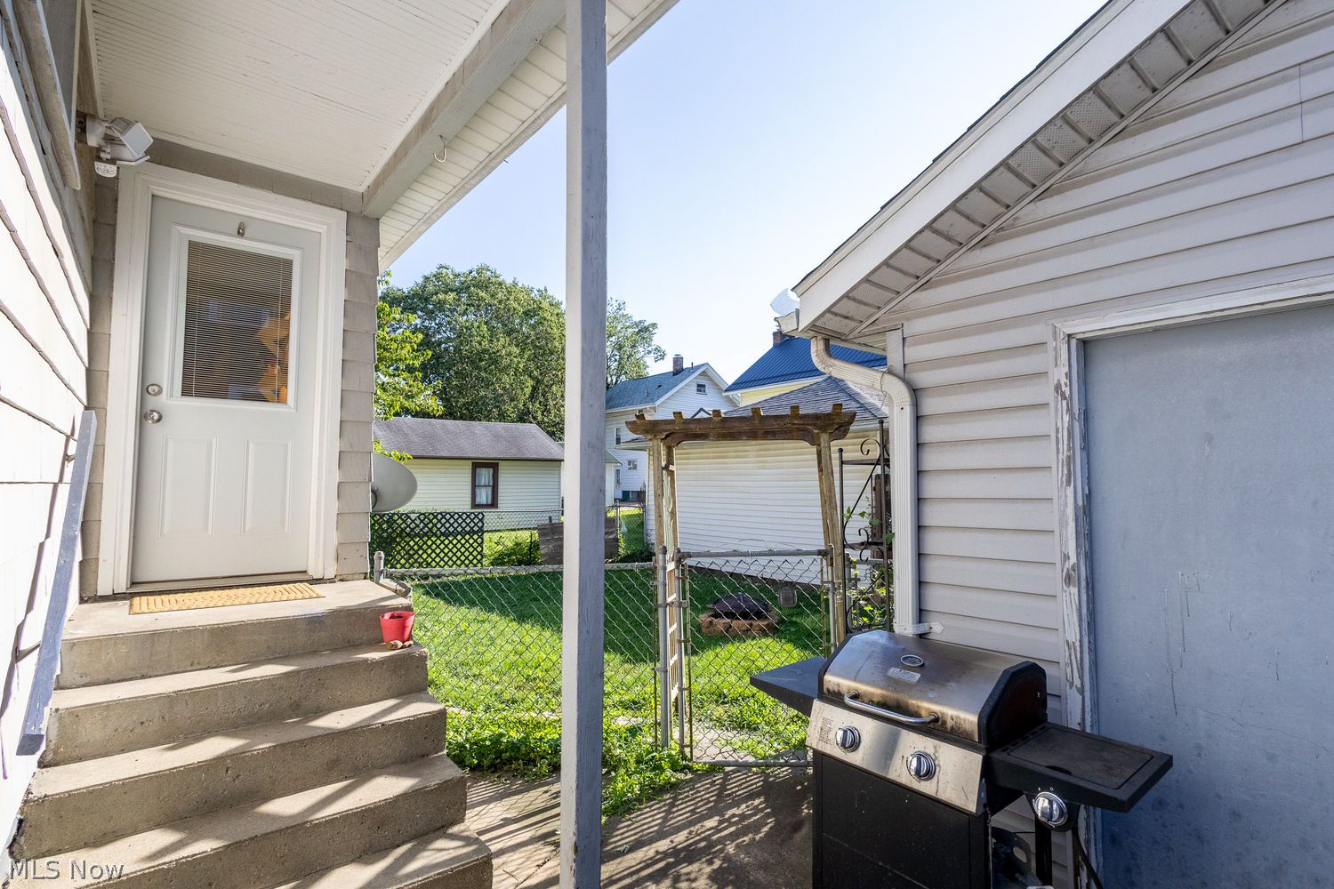 841 10th Street NE Massillon OH 44646