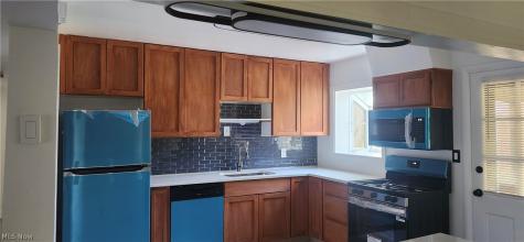 670 Walnut Drive Euclid OH 44132