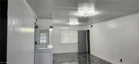 670 Walnut Drive Euclid OH 44132