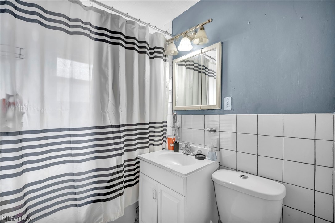 4415 Russell Avenue Parma OH 44134