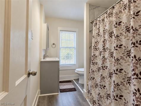 621 Noah Avenue Akron OH 44320