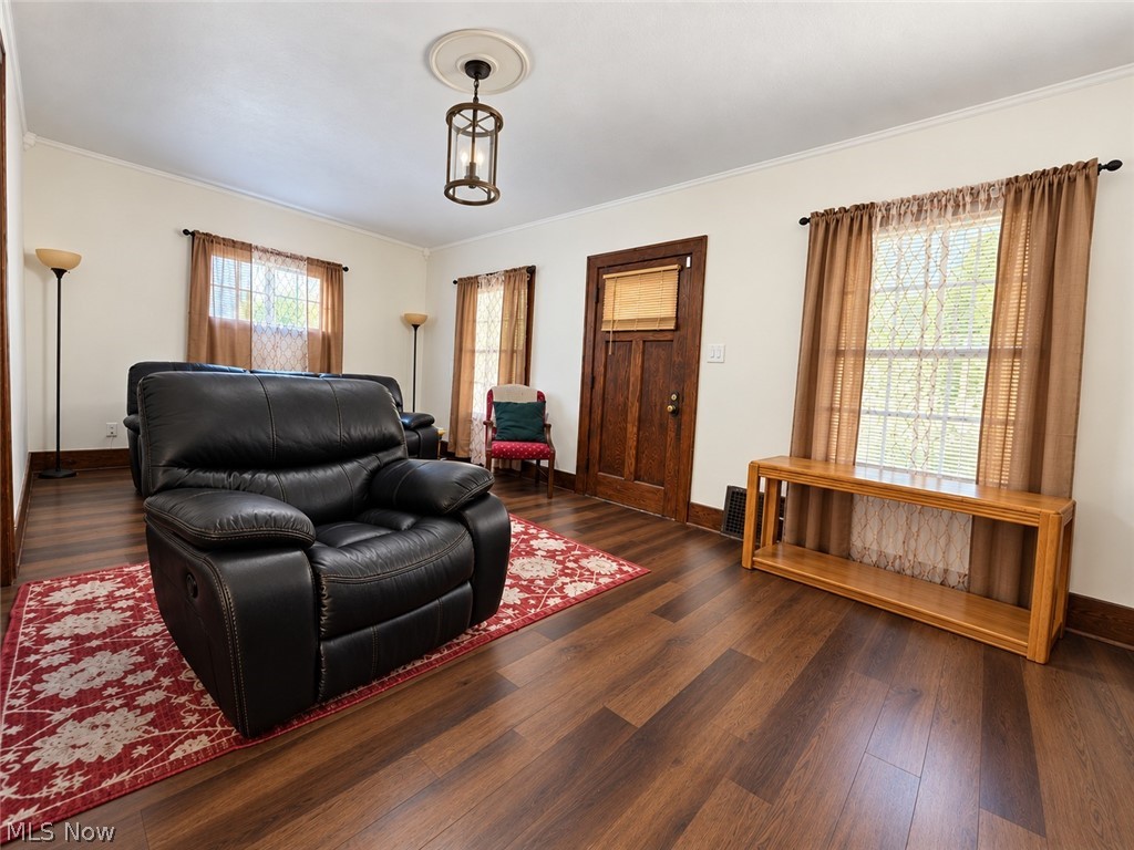 621 Noah Avenue Akron OH 44320