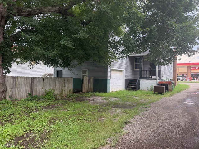 1112 N Water Street Uhrichsville OH 44683