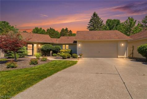 21300 Oak Bark Trail Strongsville OH 44149