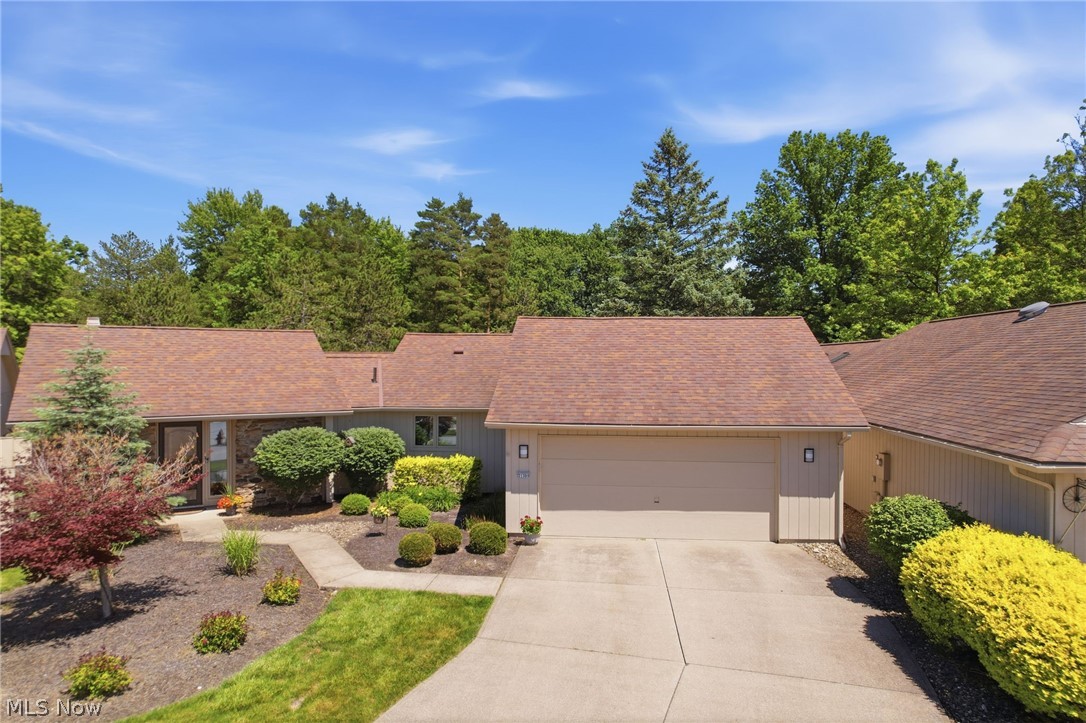 21300 Oak Bark Trail Strongsville OH 44149
