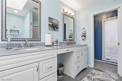 21300 Oak Bark Trail Strongsville OH 44149