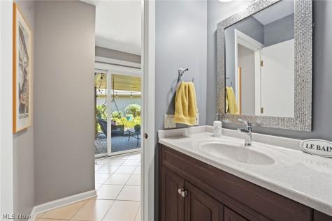 21300 Oak Bark Trail Strongsville OH 44149