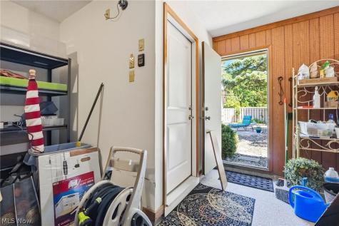 21300 Oak Bark Trail Strongsville OH 44149