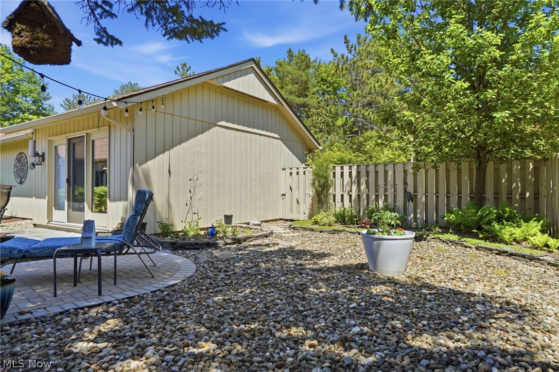 21300 Oak Bark Trail Strongsville OH 44149