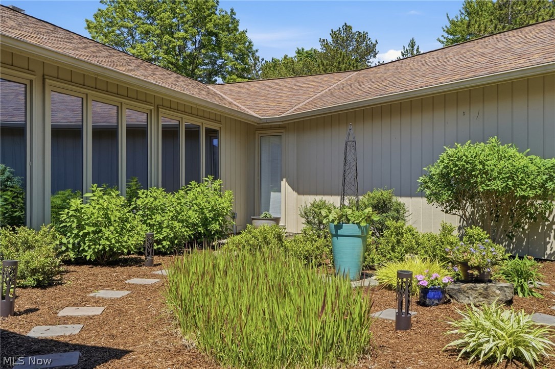 21300 Oak Bark Trail Strongsville OH 44149
