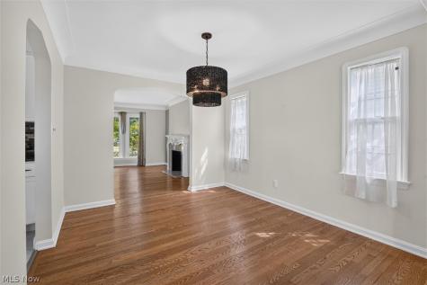 3862 Silsby Road University Heights OH 44118