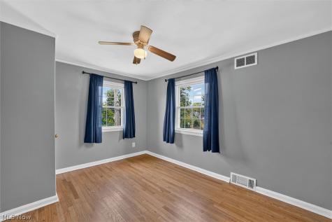3862 Silsby Road University Heights OH 44118