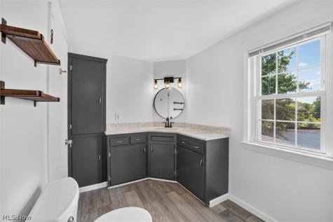 3862 Silsby Road University Heights OH 44118
