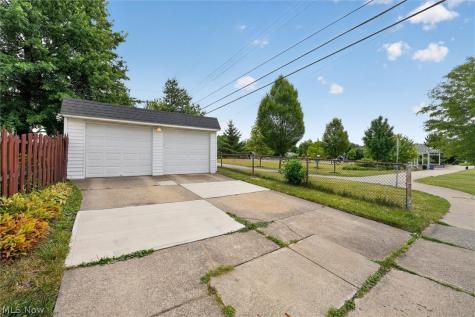 3862 Silsby Road University Heights OH 44118