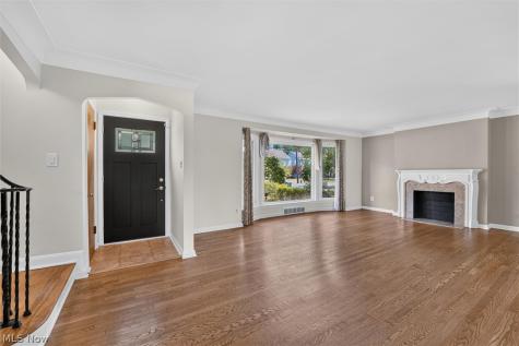 3862 Silsby Road University Heights OH 44118