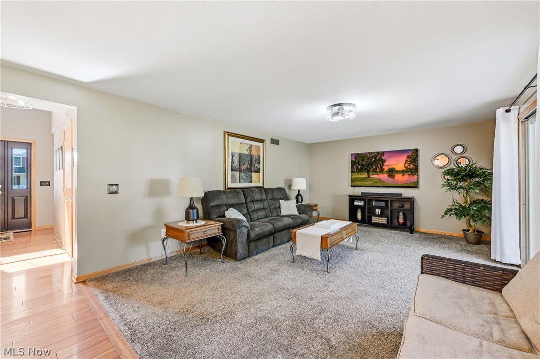 100 Laura Lane Cortland OH 44410