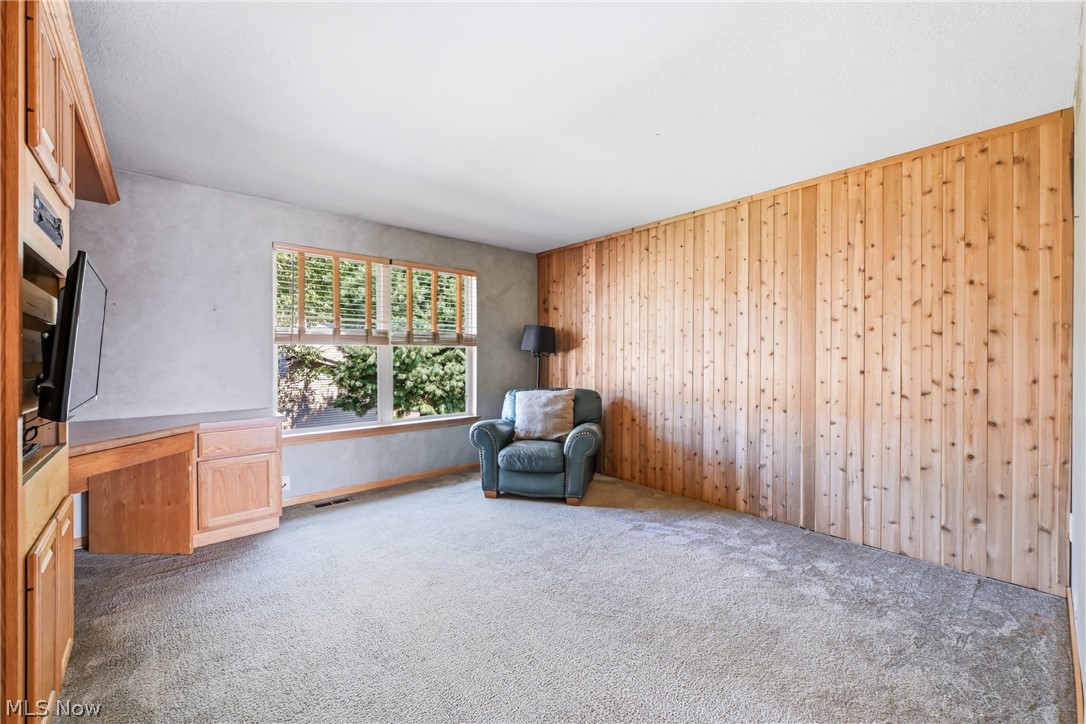 100 Laura Lane Cortland OH 44410