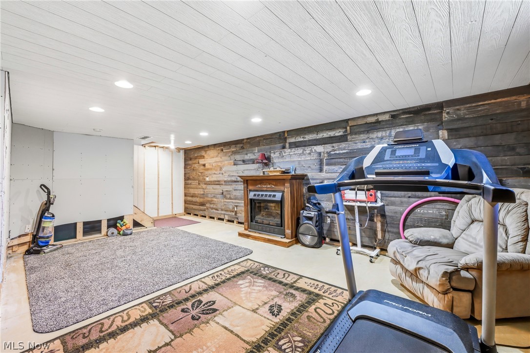 100 Laura Lane Cortland OH 44410