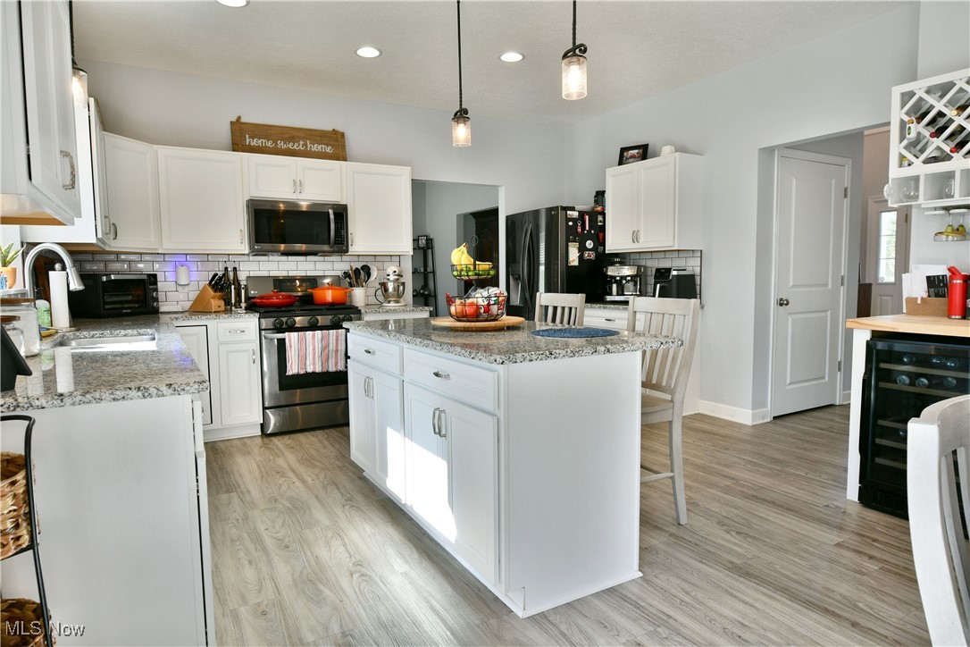 169 Juniper Drive Columbiana OH 44408