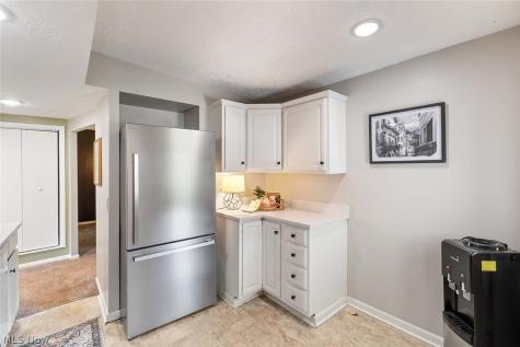 4631 Crystal Lake Avenue NW Canal Fulton OH 44614