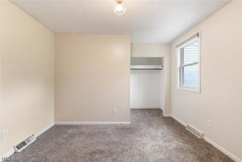 4631 Crystal Lake Avenue NW Canal Fulton OH 44614