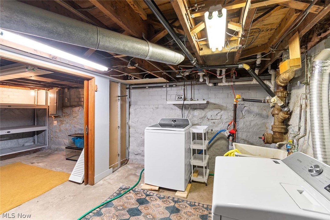 4631 Crystal Lake Avenue NW Canal Fulton OH 44614