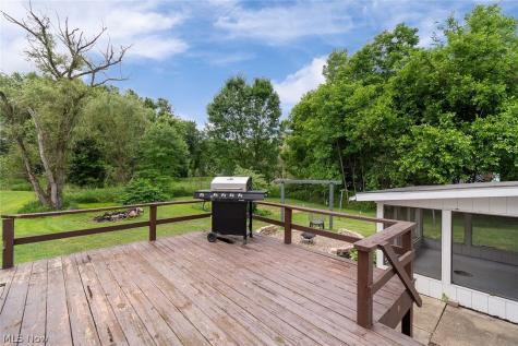 4631 Crystal Lake Avenue NW Canal Fulton OH 44614