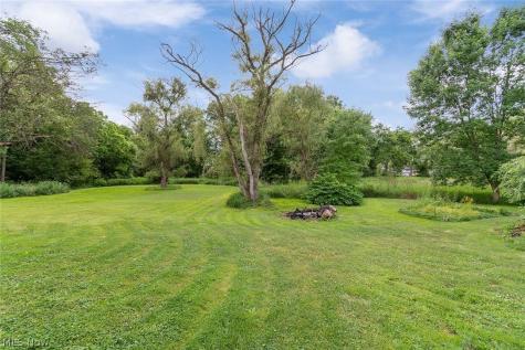 4631 Crystal Lake Avenue NW Canal Fulton OH 44614
