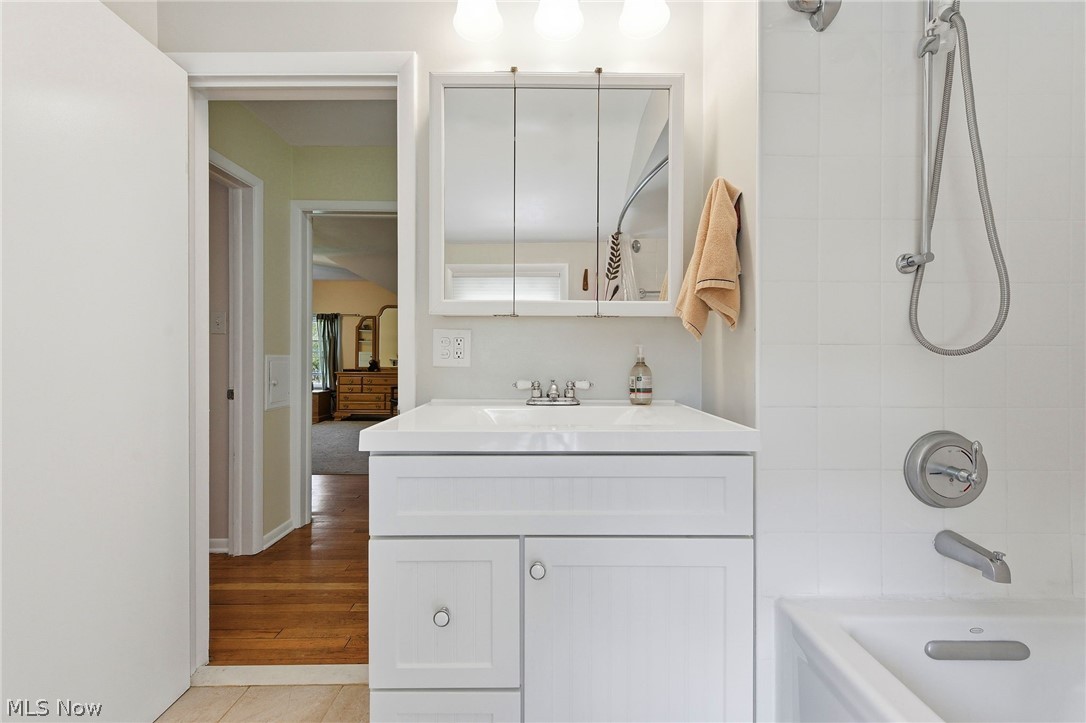 21012 Halburton Road Beachwood OH 44122