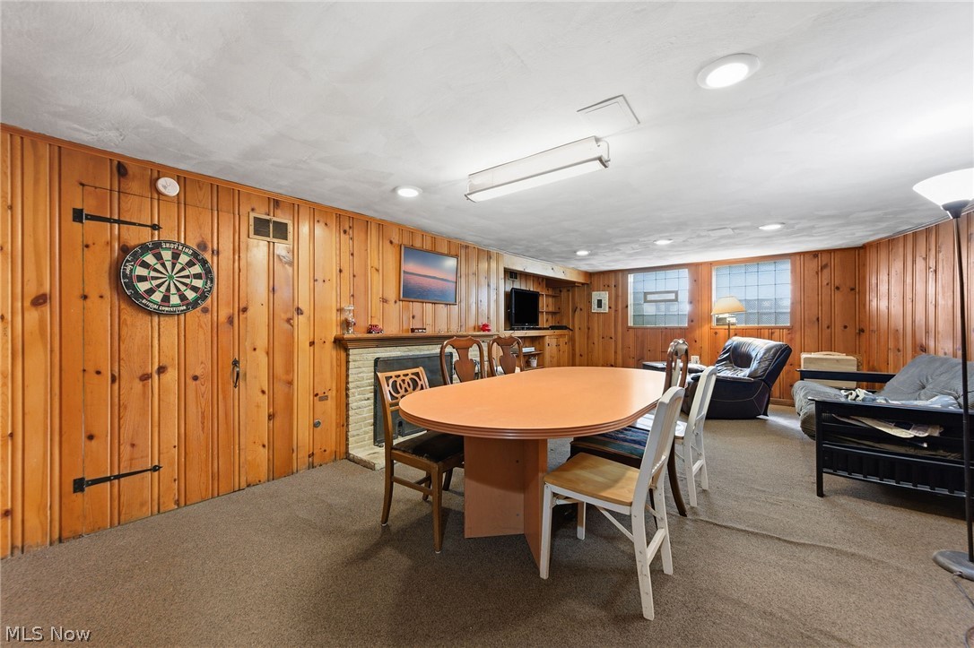 21012 Halburton Road Beachwood OH 44122