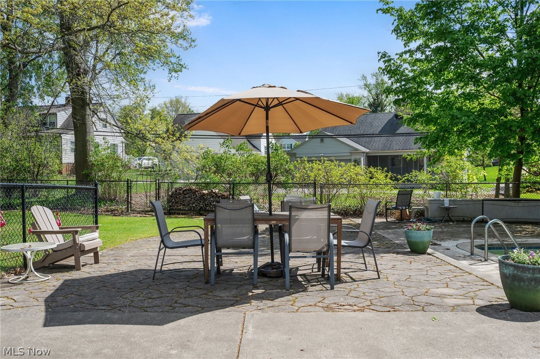 21012 Halburton Road Beachwood OH 44122
