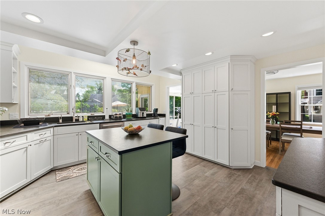 21012 Halburton Road Beachwood OH 44122