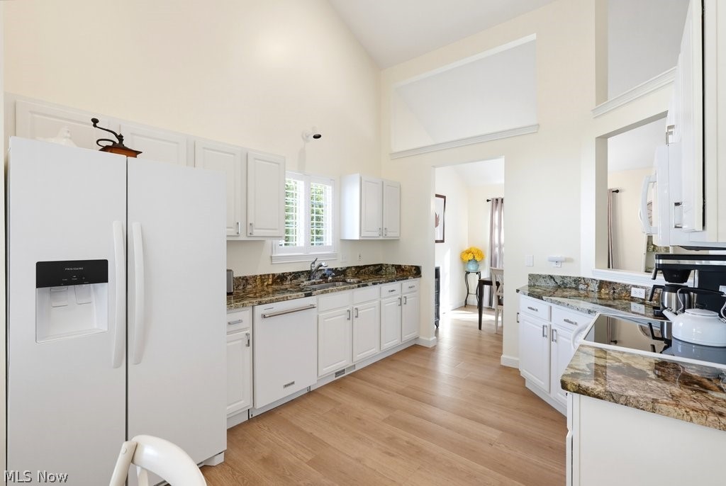 386 Woodside Drive Sagamore Hills OH 44067