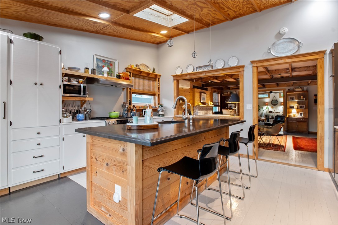 11190 Diehl Lake Drive Berlin Center OH 44401