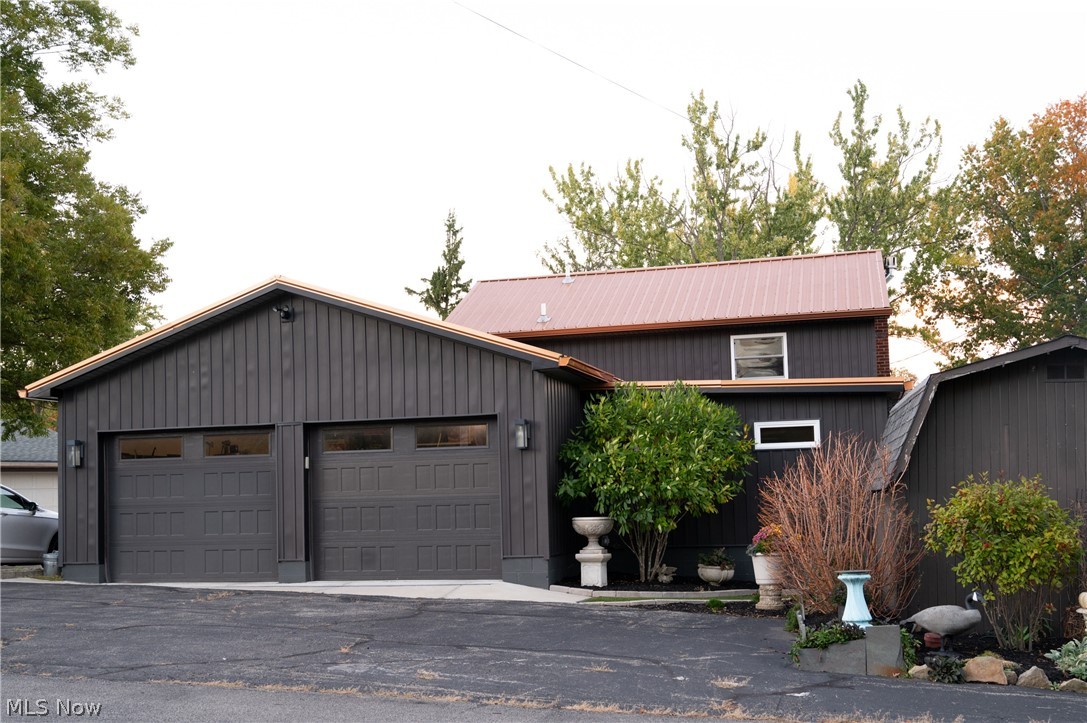 11190 Diehl Lake Drive Berlin Center OH 44401