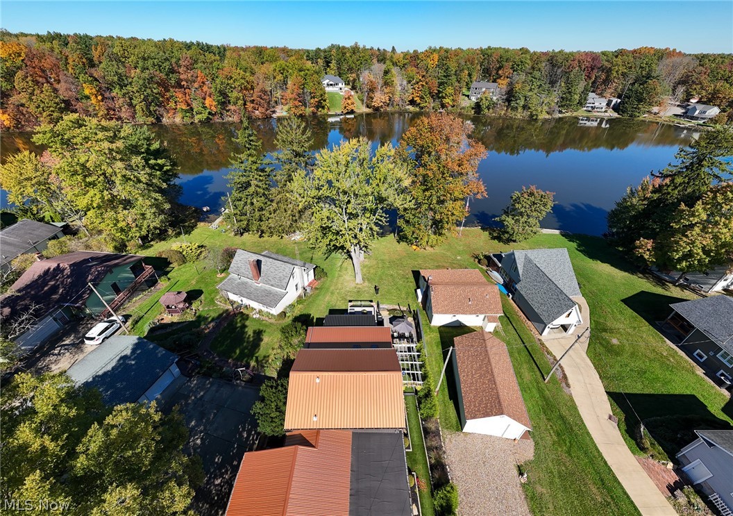 11190 Diehl Lake Drive Berlin Center OH 44401