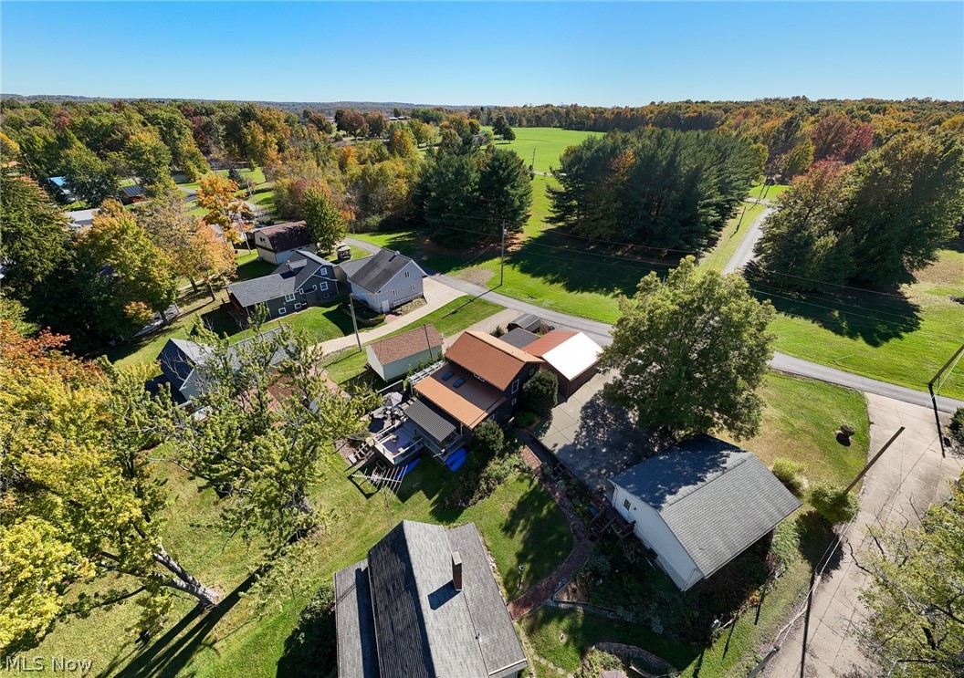 11190 Diehl Lake Drive Berlin Center OH 44401