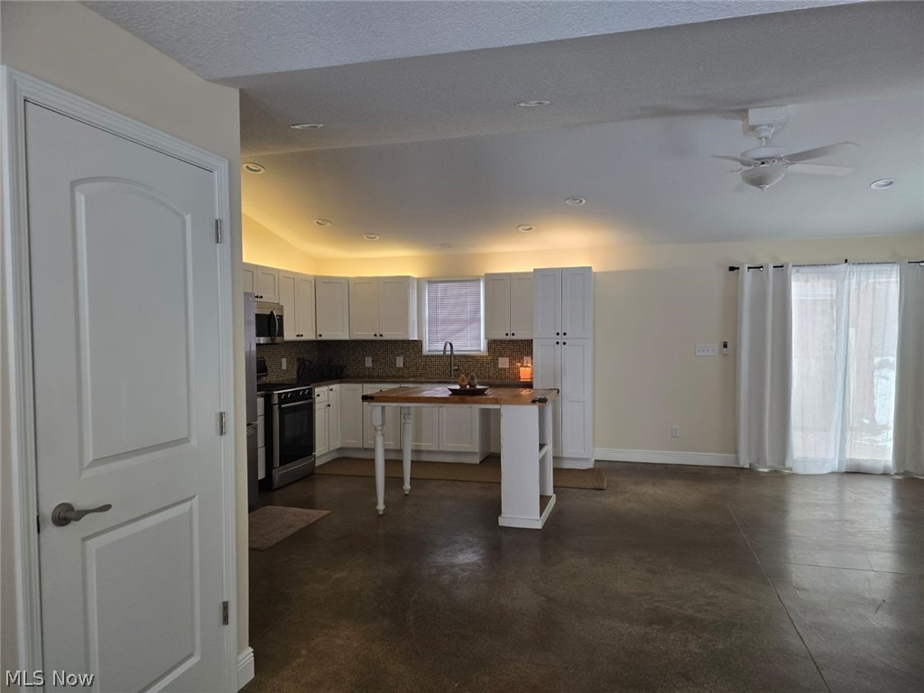 5799 N Park Avenue Warren OH 44481