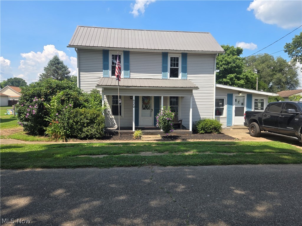 620 Franklin Avenue Conesville OH 43811
