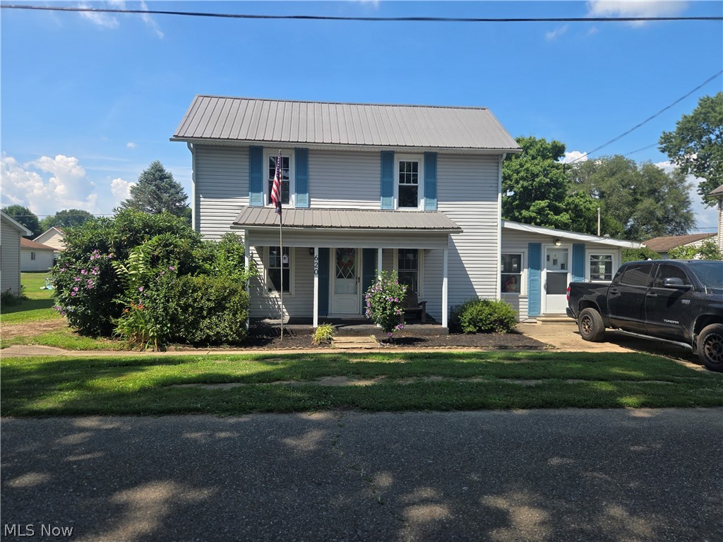 620 Franklin Avenue Conesville OH 43811