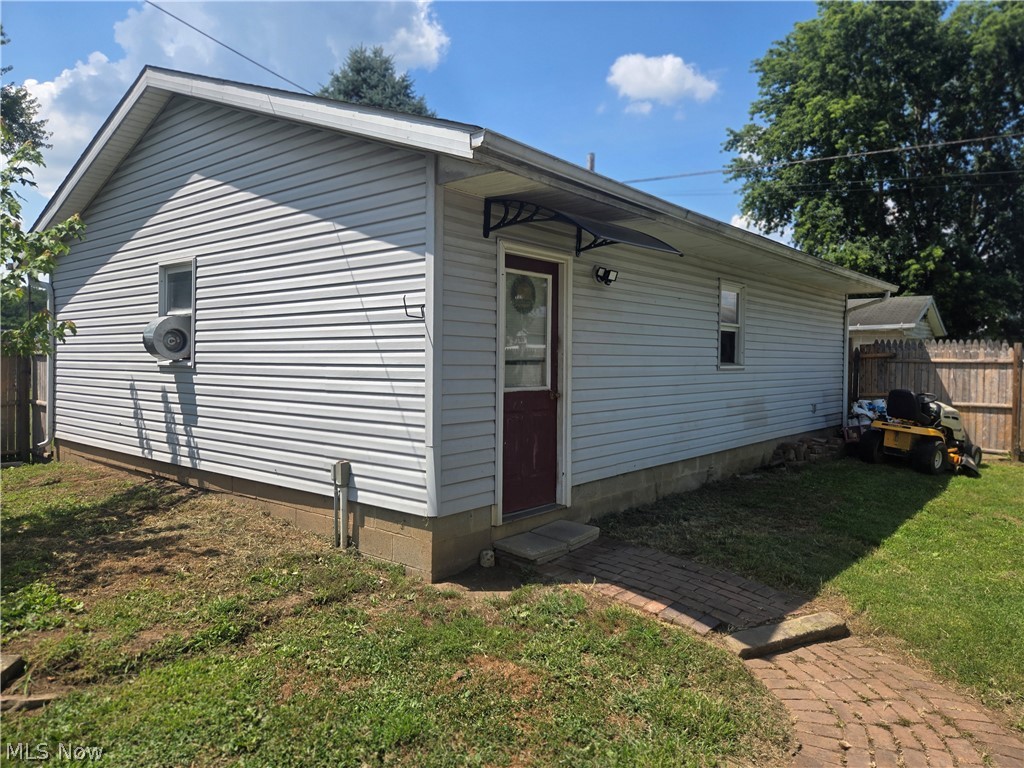 620 Franklin Avenue Conesville OH 43811