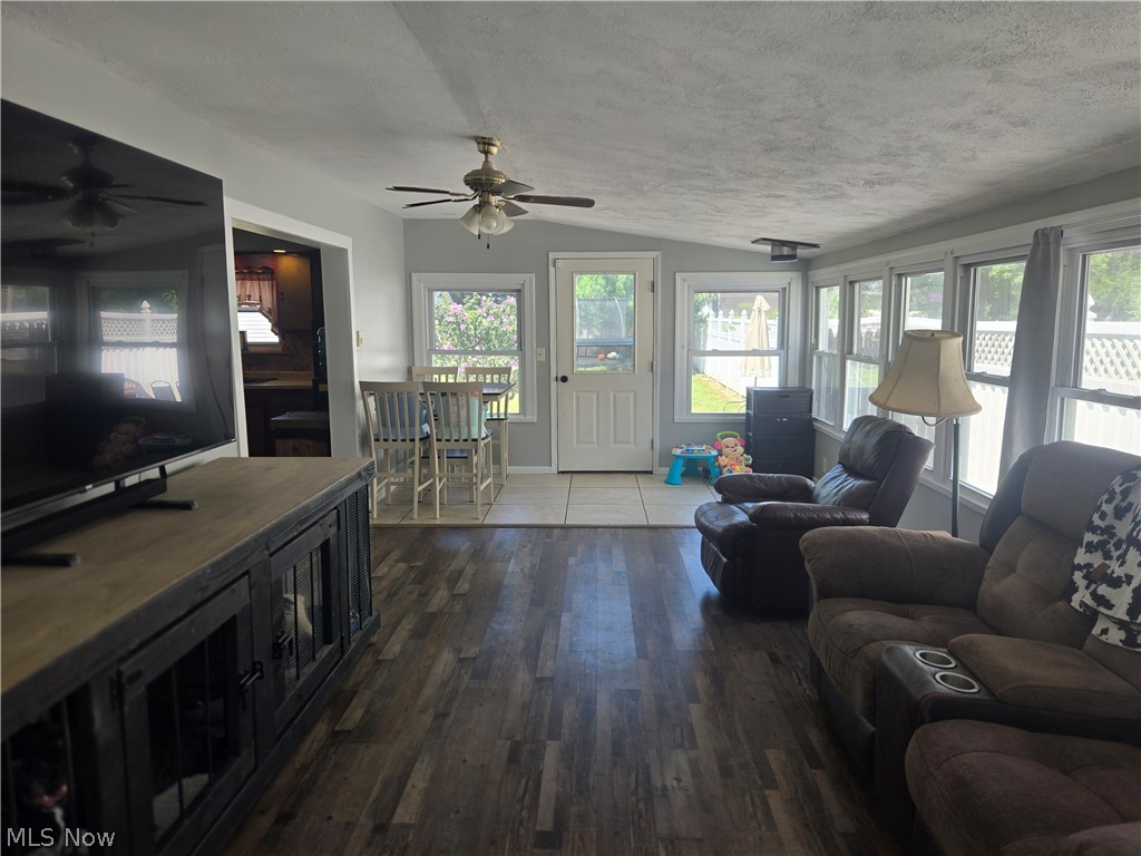 620 Franklin Avenue Conesville OH 43811