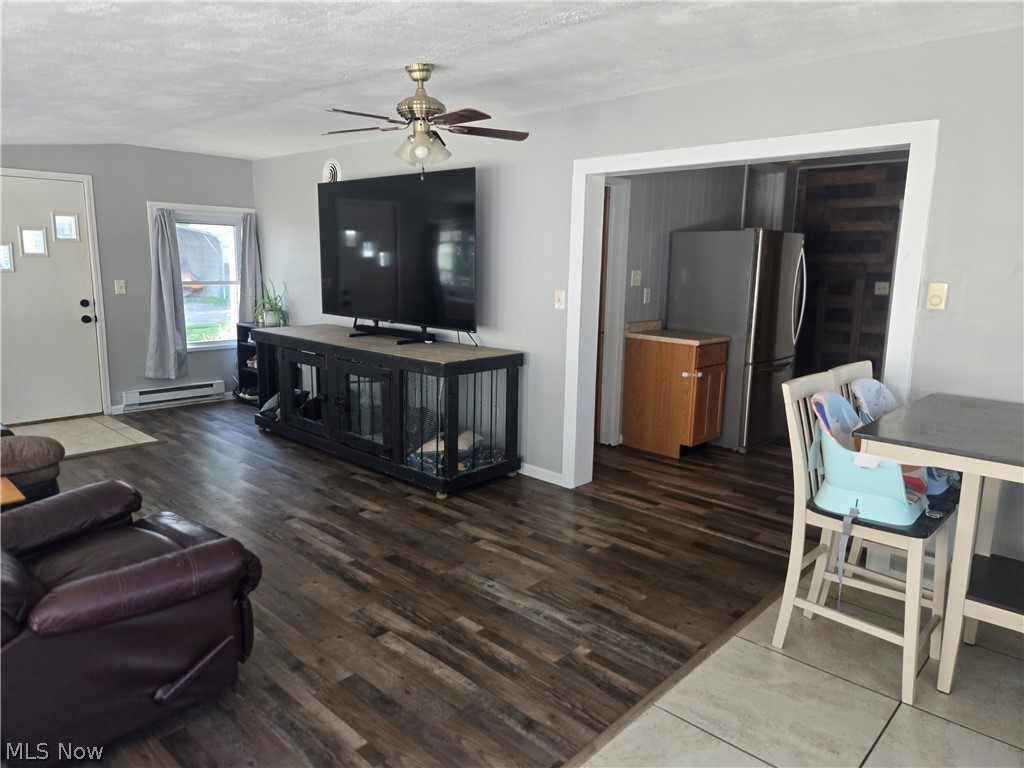 620 Franklin Avenue Conesville OH 43811