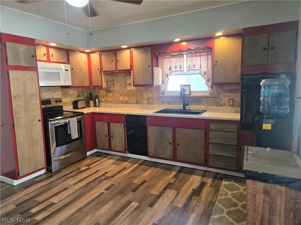 620 Franklin Avenue Conesville OH 43811