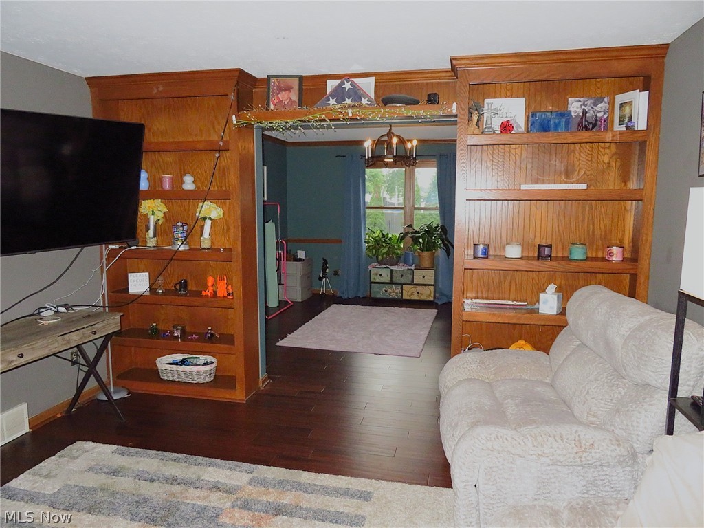 318 Hendrix Boulevard Lagrange OH 44050