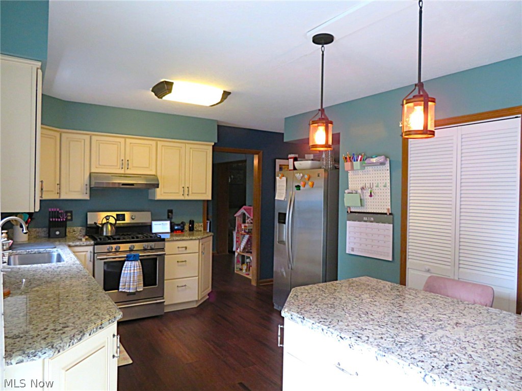 318 Hendrix Boulevard Lagrange OH 44050